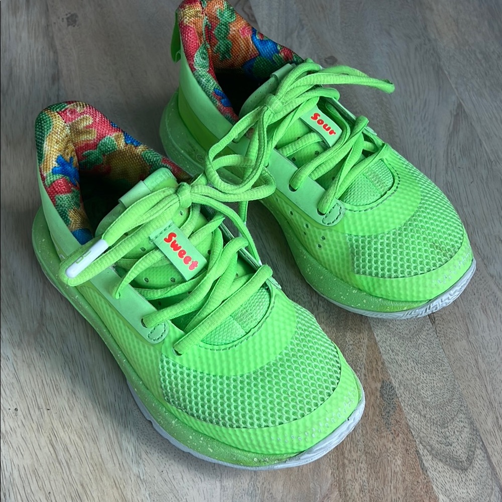 STEPH CURRY Sour Patch Kids basketball shoes